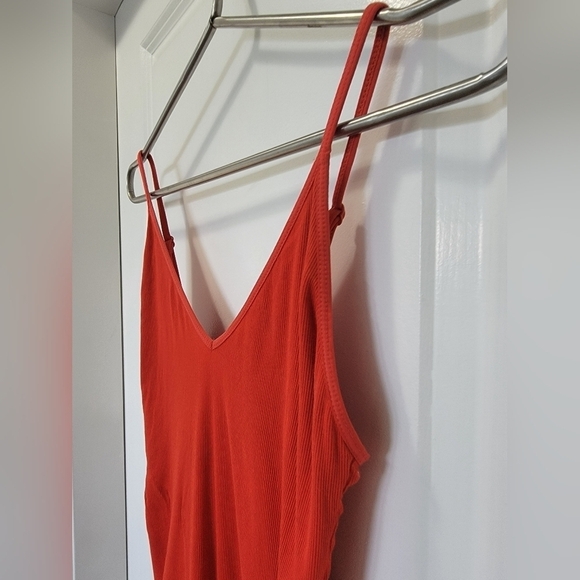 Aritzia bodysuit (M) - Picture 2 of 5